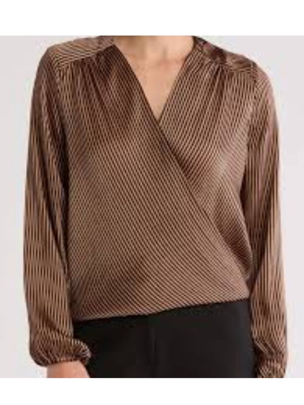 NEW T Tahari Woman Stripped Blouse XL